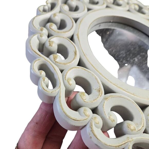 Vtg Off White Ornate Light Syroco Style Victorian Scroll Designs Framed Fancy Pl - Picture 4 of 5